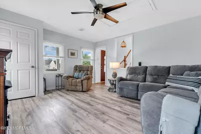 106 Main Street, Port Monmouth, NJ 07758 - Photo 32