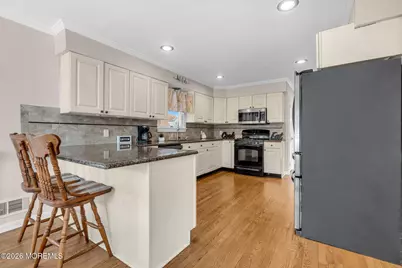 106 Main Street, Port Monmouth, NJ 07758 - Photo 14