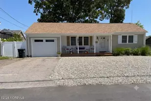 1835 Northwest Dr, Point Pleasant, NJ 08742 - Photo 1
