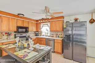 608 Princeton Ave, Brick, NJ 08724 - Photo 4