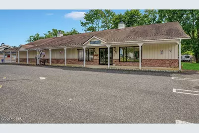 2 Monmouth Avenue, Freehold, NJ 07728 - Photo 6