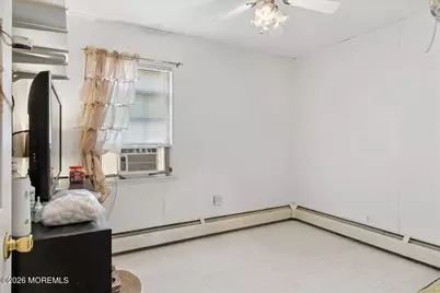 42 Walnut Street, Edison, NJ 08817 - Photo 16