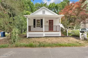 6 Haggers Ln, Fair Haven, NJ 07704 - Photo 2