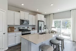 41 Victoria Gdns Sq, Neptune Township, NJ 07753 - Photo 4