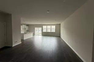 41 Victoria Gdns Sq, Neptune Township, NJ 07753 - Photo 6