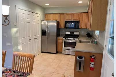 508 Asbury Avenue, Ocean Gate, NJ 08740 - Photo 2