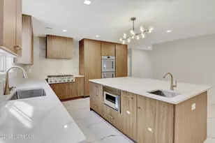 243 Woodcrest Rd, Oakhurst, NJ 07755 - Photo 10
