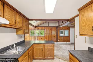 22 Central Ave, Waretown, NJ 08758 - Photo 4
