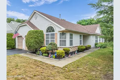 2 Pine Valley Court, Lakewood, NJ 08701 - Photo 1