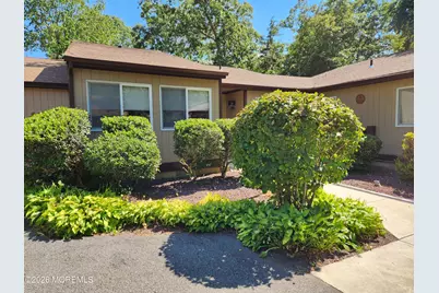 126 E Holly Lane #303, Little Egg Harbor, NJ 08087 - Photo 2