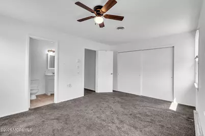 14 S Chestnut Avenue, Whiting, NJ 08759 - Photo 10