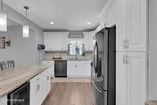 741 Manor Dr, Brick, NJ 08723 - Photo 16