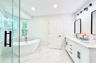 1 Whitemarsh Dr, Manalapan Township, NJ 07726 - Photo 16