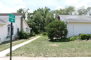 93 Waterfront Dr, Brick, NJ 08724 - Photo 22