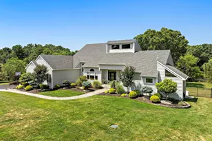 31 Highland Ridge Rd, Manalapan Township, NJ 07726 - Photo 2