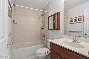 1111 Morning Glory Dr, Monroe Township, NJ 08831 - Photo 28