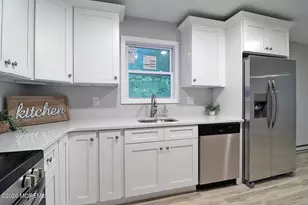 11 Pomona Dr, Barnegat, NJ 08005 - Photo 6