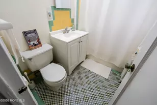400 Deal Lake Dr, Asbury Park, NJ 07712 - Photo 20