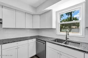 3 Riverwood Ct, Toms River Township, NJ 08757 - Photo 10