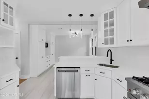 201 Knox Ave, Eatontown, NJ 07724 - Photo 18