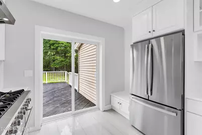 201 Knox Avenue, Eatontown, NJ 07724 - Photo 20