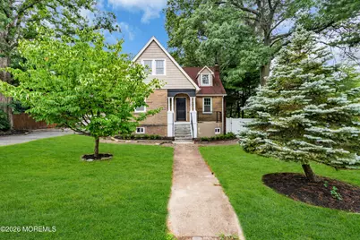 201 Knox Avenue, Eatontown, NJ 07724 - Photo 1