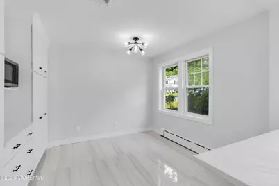201 Knox Avenue, Eatontown, NJ 07724 - Photo 22