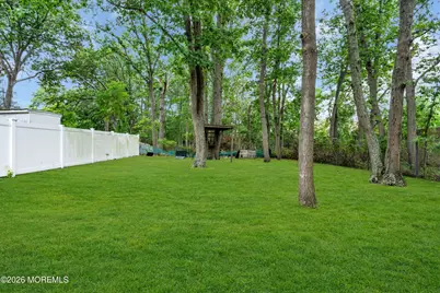 201 Knox Avenue, Eatontown, NJ 07724 - Photo 52