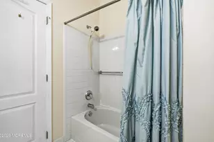 83 Jadelawns Dr, Lakewood, NJ 08701 - Photo 20