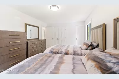 302 Princeton Drive, Howell Township, NJ 07731 - Photo 22