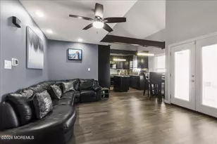 123 Kentucky Way, Freehold, NJ 07728 - Photo 14