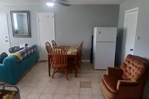 124 College Dr, Edison, NJ 08817 - Photo 4