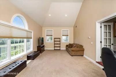 25 Weathervane Circle, Cream Ridge, NJ 08514 - Photo 6