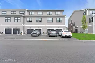 31 Midway Rd N, Eatontown, NJ 07724 - Photo 22