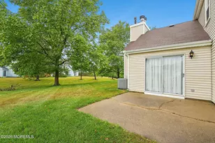 17 Cooper Ct, Freehold, NJ 07728 - Photo 26
