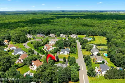 338 Valley View Circle, Freehold, NJ 07728 - Photo 58