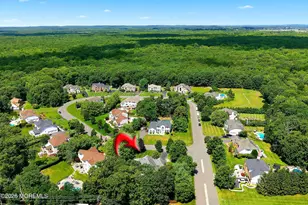 338 Valley View Cir, Freehold, NJ 07728 - Photo 58