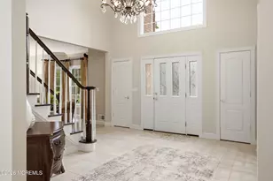 338 Valley View Cir, Freehold, NJ 07728 - Photo 6
