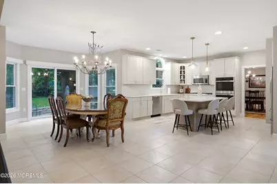 338 Valley View Circle, Freehold, NJ 07728 - Photo 14