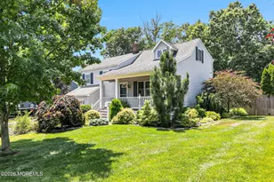 38 Spruce Dr, Shrewsbury, NJ 07702 - Photo 2
