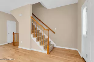87 Richmond Ct S, Holmdel, NJ 07733 - Photo 4