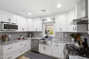 14 Juniper Pl, Matawan, NJ 07747 - Photo 12