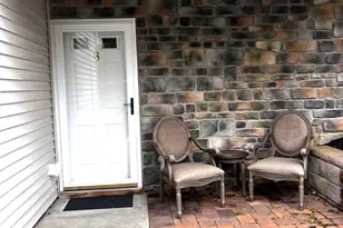 8 Buford Ct, Tinton Falls, NJ 07753 - Photo 2