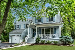 5 Spruce Dr, Shrewsbury, NJ 07702 - Photo 2