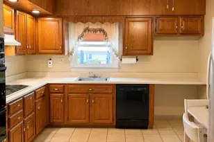 25 Alimar Dr, Middletown, NJ 07748 - Photo 6