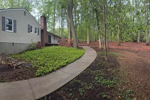 12 Stilwell Dr, Holmdel, NJ 07733 - Photo 8