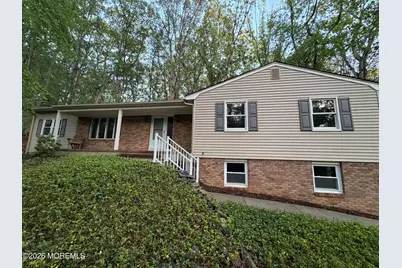 12 Stilwell Drive, Holmdel, NJ 07733 - Photo 2