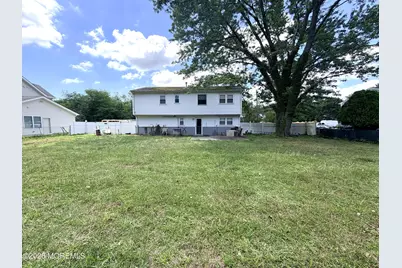 1409 Brookfield Drive, Lakewood, NJ 08701 - Photo 12