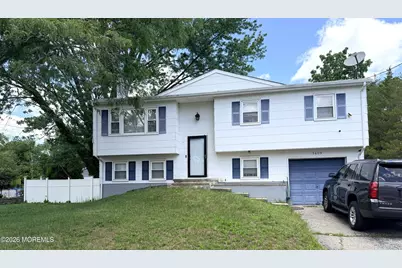 1409 Brookfield Drive, Lakewood, NJ 08701 - Photo 2