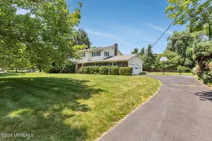 39 Koster Dr, Freehold, NJ 07728 - Photo 24